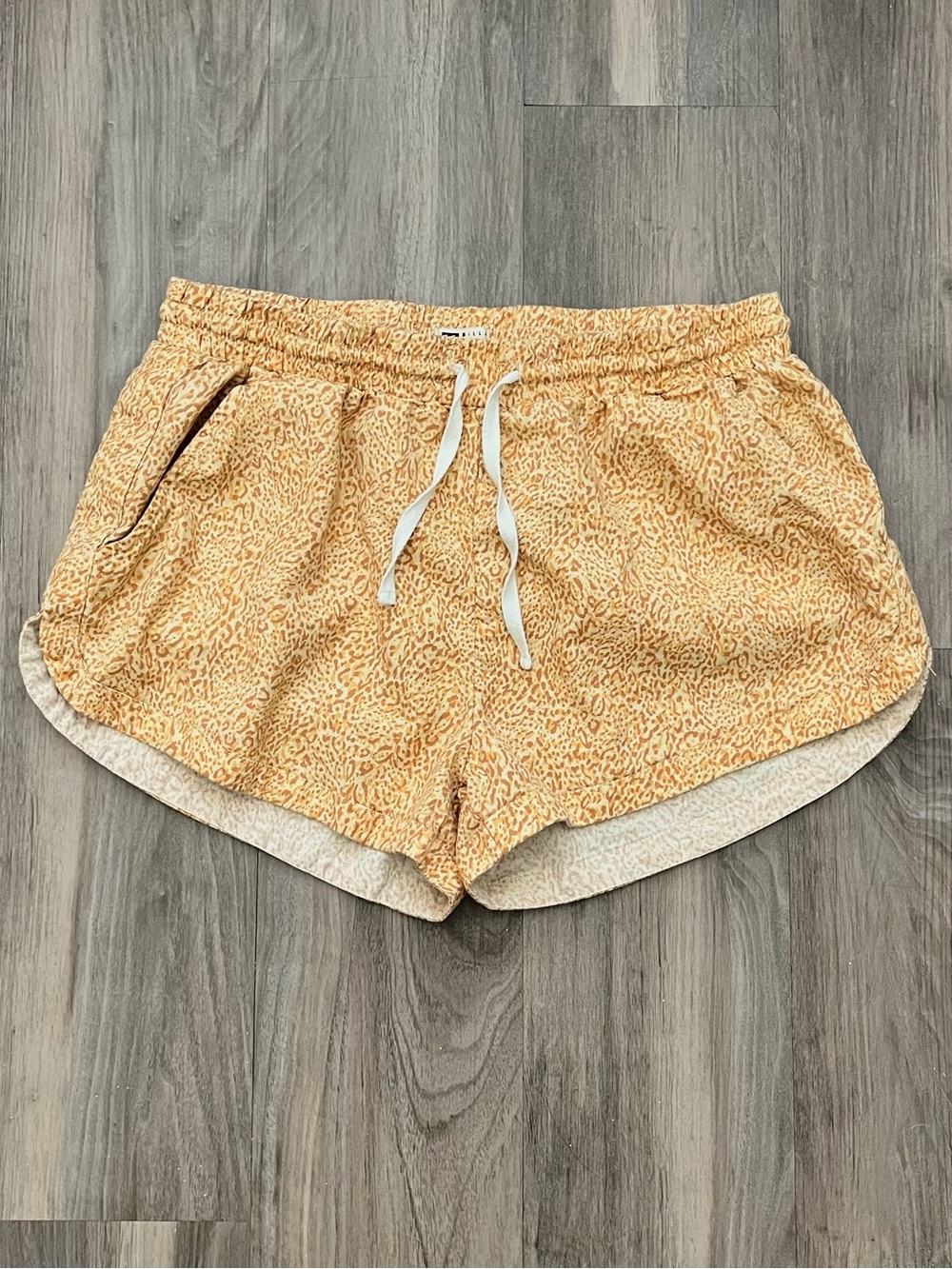 Billabong leopard print road trippin shorts | Size Large